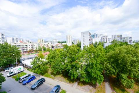 2 pokoje 3 minuty od Metra i z widokiem na Park