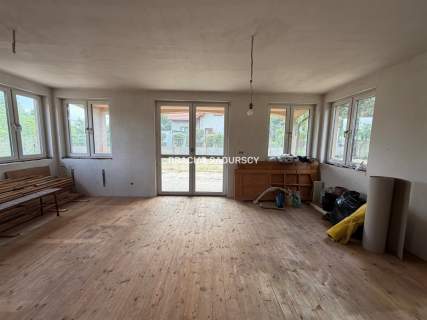 Dom na sprzedaż /106m2 wolnostojący do wykończenia