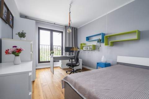 83 m /3 pok/pod klucz/garaż/świetnie skomunikowane