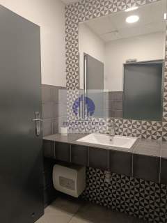 Włochy lokal biurowy 30,80 m2 do wynajęcia