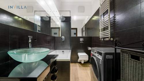 Komfortowy apartament z ogródkiem 800 m od plaży 