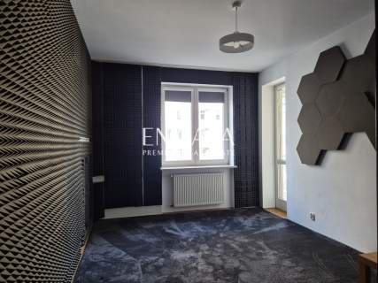 Apartament przy Fabryce Norblina 4 pokoje gara