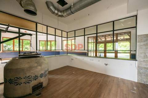 Lokal gastronomiczny 230 m2 - Stara Garbarnia 