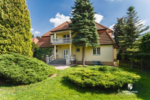 Luksusowa rezydencja 387m na przestronnej działce