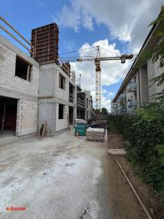 Mieszkanie 3-pok dla rodziny, z dużym kameralnym ogródkiem