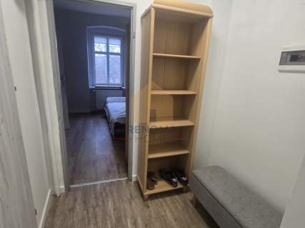 Atrakcyjne-2 pok- 42m- 1 piętro- po remoncie