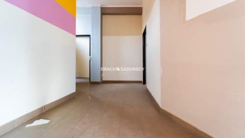Lokal przy placu Bieńczyckim, Kraków Bieńczyce