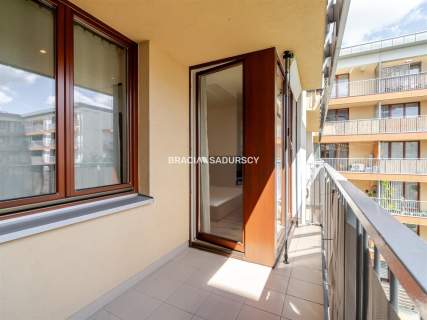 3 pokoje 77,05 m loggia garaż Piltza