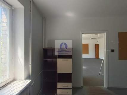 Włochy lokal biurowy 37,60 m2 do wynajęcia