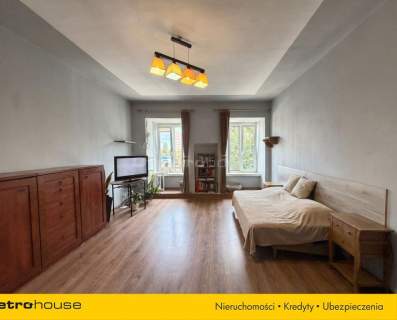 Na sprzedaż mieszkanie 35m2 w kamienicy