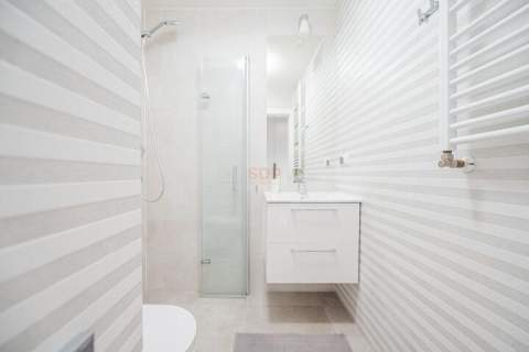 Luksusowy apartament na wodzie/prywatny taras na dachu/Centrum