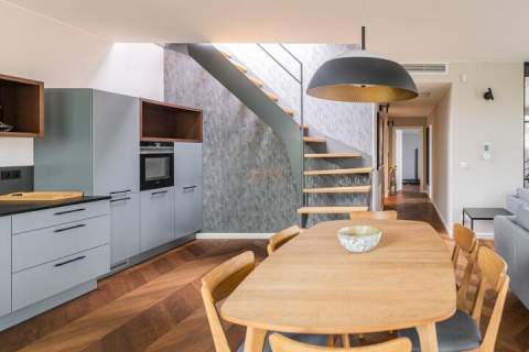 Luksusowy apartament na wodzie/prywatny taras na dachu/Centrum