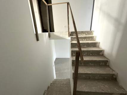 Segmenty z ogródkiem z miejscem postojowym