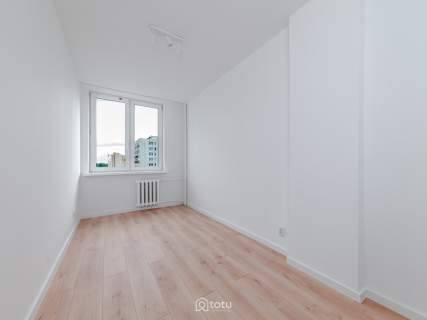 3 pokoje/ po generalnym remoncie/ blisko uczelni