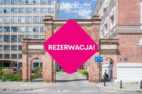 1 pokojowe mieszkanie w kamienicy z 1933 r.
