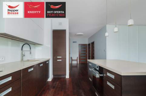 3 pokoje 77,50m2 taras 23m2 garaż komórka