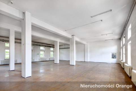 Nieruchomość na cele biurowo-usługowe, mieszkalne