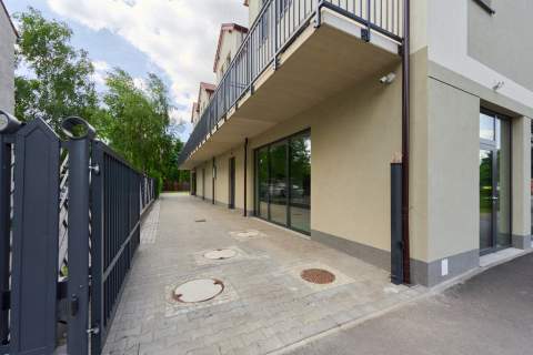 Lokal na wynajem / Nowy Dwór.