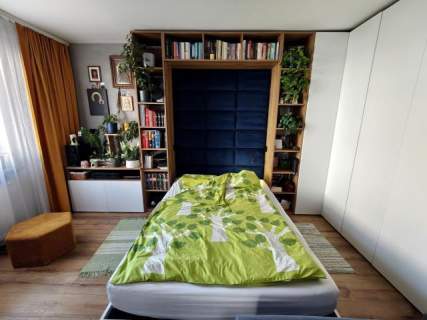 Open-space na zamykanym osiedlu. Warto.