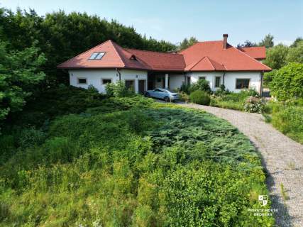 Rezydencja 456m Ogród z rzeką i oczkami wodnymi