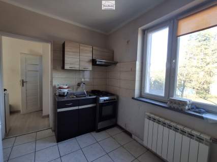 Dom Pensjonat w strefie Zdrojowej Buska-Zdroju , sprzedam . tel