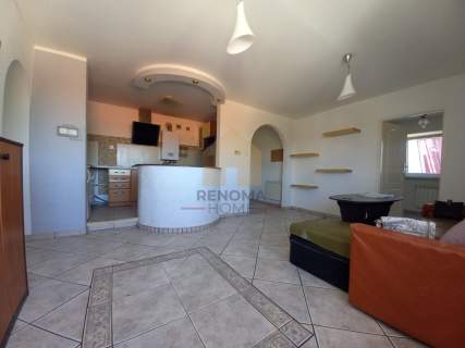 W stylu włoskim - 2 łazienki, 3 sypialnie, salon