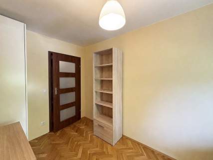 Rozkładowe 4 pok. z balkonem w cichej i spokojnej lokalizacj