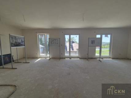 BRONOWICE - 152,50 m2 - TARAS NA DACHU 70 m2