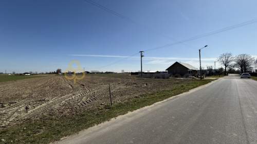 Działka budowlana na sprzedaż