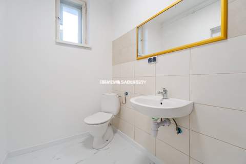 Centrum Skawiny , 3 pokoje , 77m2