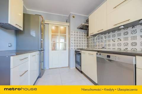 Przestronne 4 pokoje z balkonem