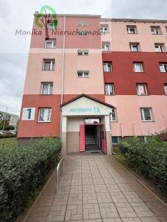 Trzypokojowe mieszkanie - z dużym balkonem