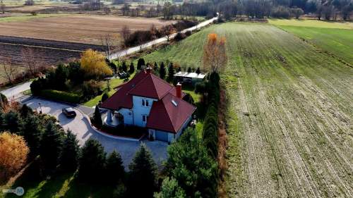 Dom z dużą działką 4 km od Chmielnika, Buska Zdrój