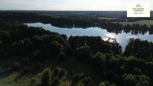 Działka z linią brzegową / zabudowa mieszkaniowa