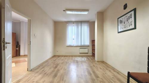 Biuro do wynajęcia, 79 m2, Pionki