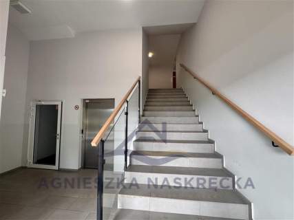 APARTAMENT Z TARASEM I PIĘTRO 