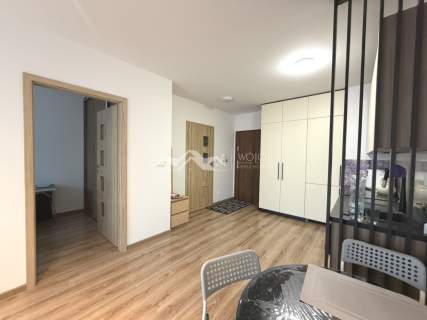 KLUCZE na już 2 POK balkon winda parking naziemny