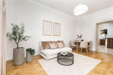 75 mkw po remoncie 3 pokoje z balkonem I piętro