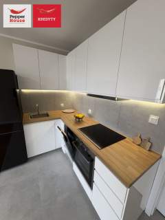 3 pokoje, Karwiny, po generalnym remoncie, balkon