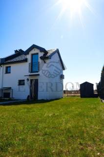 Dwupiętrowy apartament z ogródkiem i m.parkingowym