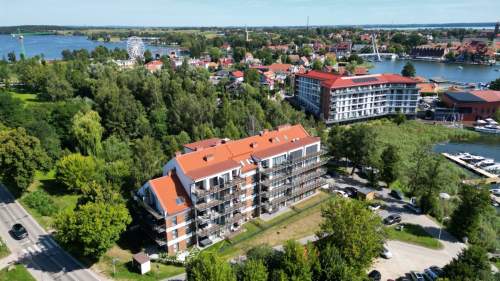 Apartament w Mikołajkach miejsce postojowe w cenie