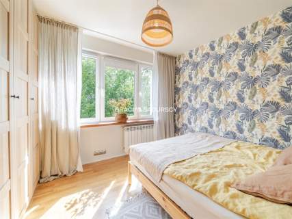 Duże mieszknie 3 sypialnie salon balkon