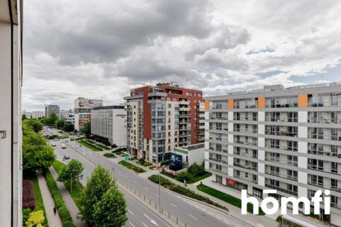 nowoczesne 2 pokoje garaż i komórka