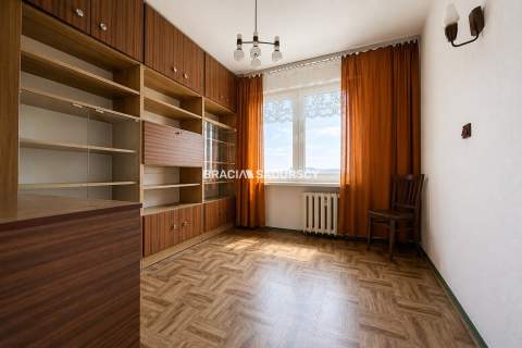 3 pokoje z balkonem na Powstańców