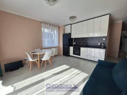 4 pokoje, balkon 19 m, miejsce parkingowe
