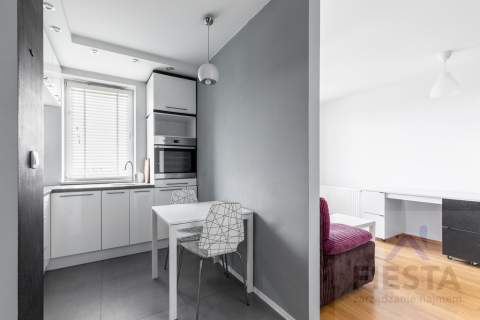  2 pok. Warszawa, ul. Modlińska 65g