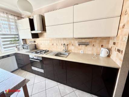 Mieszkanie 66,5 m 3 pokoje balkon garaż działka