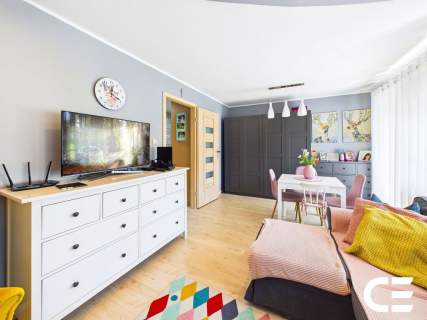 2 pokoje 48 m 1 piętro balkon wyposażone