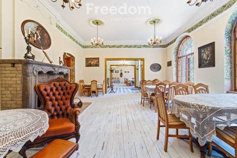 Klimatyczny obiekt hotelowo-restauracyjny
