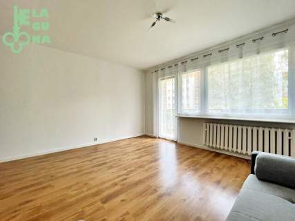 Gdynia Karwiny parterowe 3 pokoje z balkonem